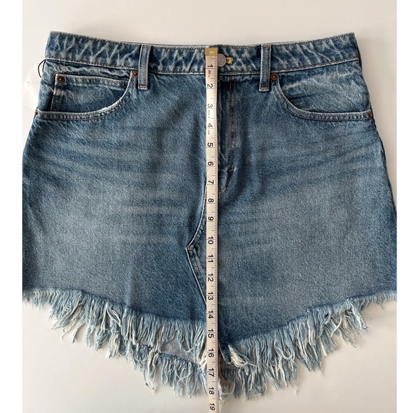 WE THE FREE Distressed Frayed Row Hem Blue Denim Jean Skirt Y2K 30 New With Tag - Picture 9 of 10
